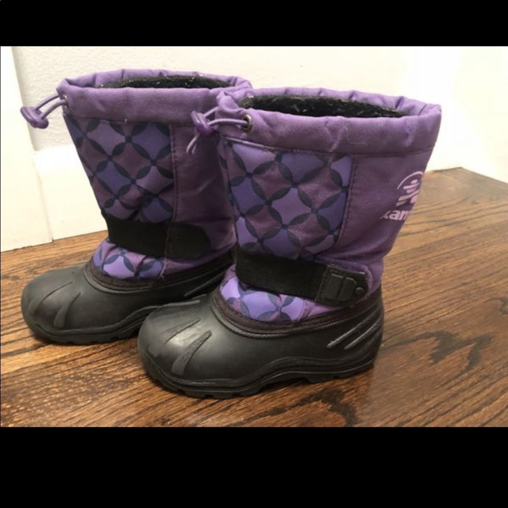 Kamik snowboots, size 11.